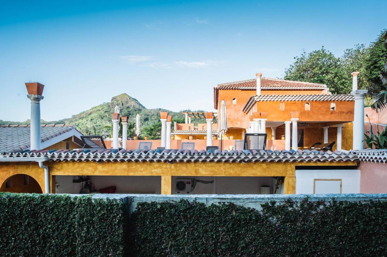 Villa Yrondi โบราโบรา ภายนอก รูปภาพ