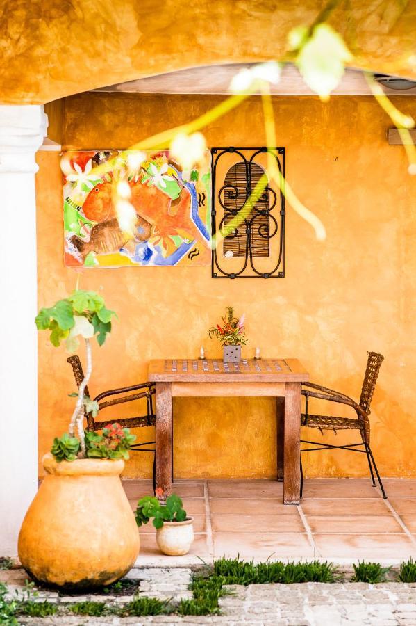 Villa Yrondi โบราโบรา ภายนอก รูปภาพ