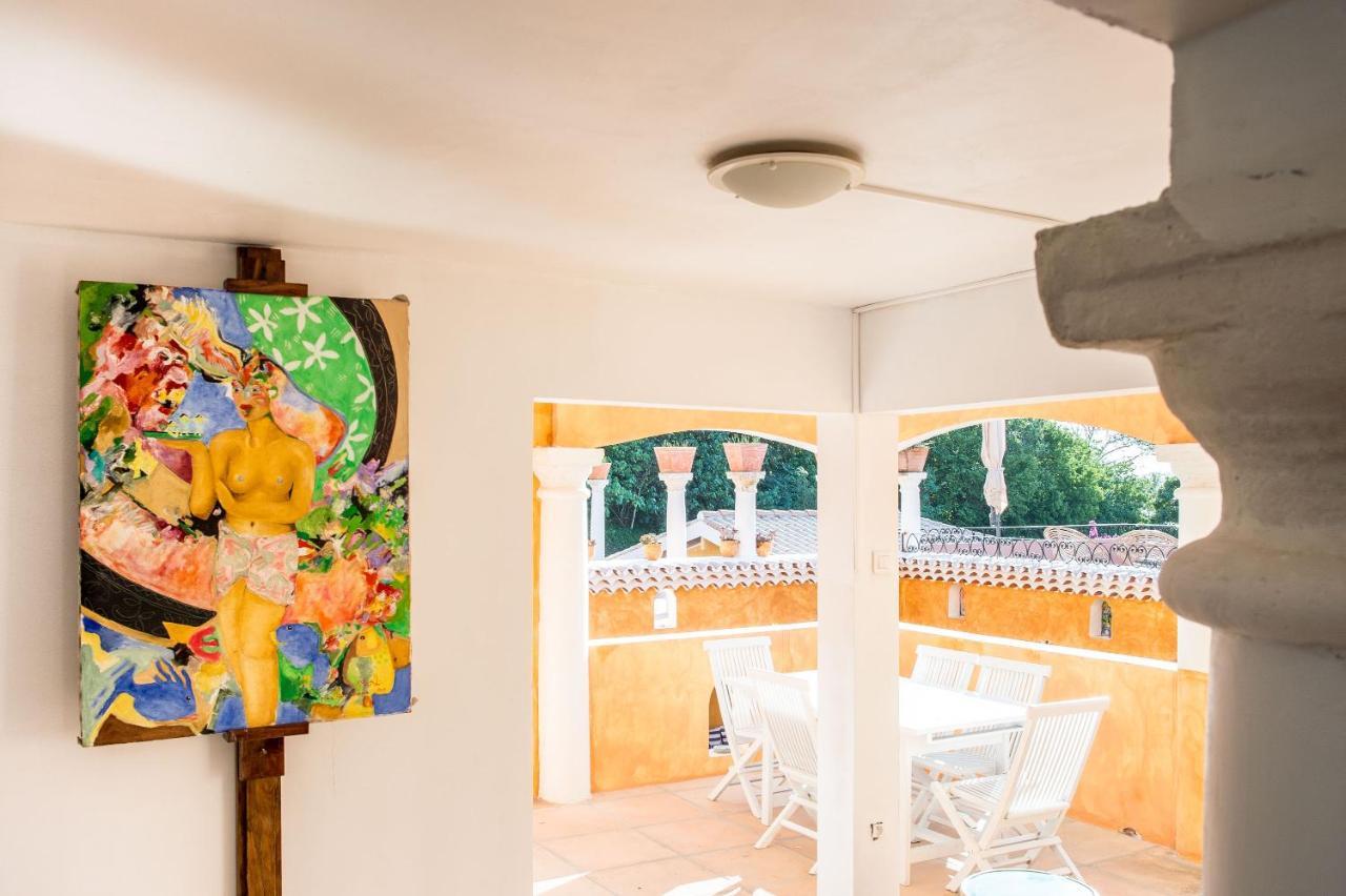 Villa Yrondi โบราโบรา ภายนอก รูปภาพ