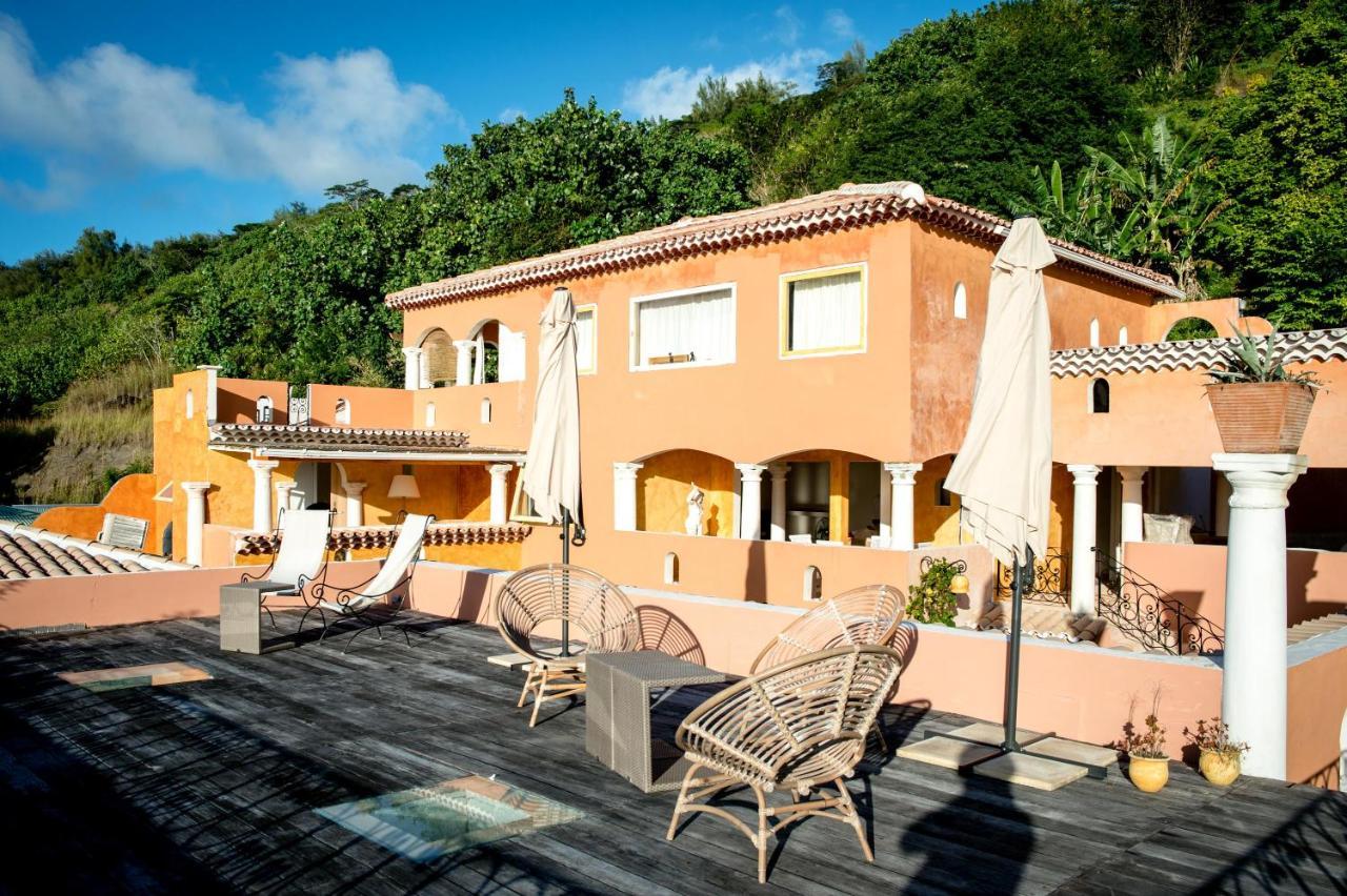 Villa Yrondi โบราโบรา ภายนอก รูปภาพ
