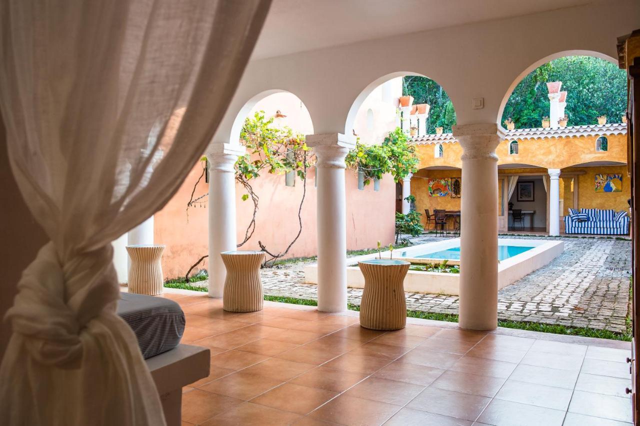 Villa Yrondi โบราโบรา ภายนอก รูปภาพ