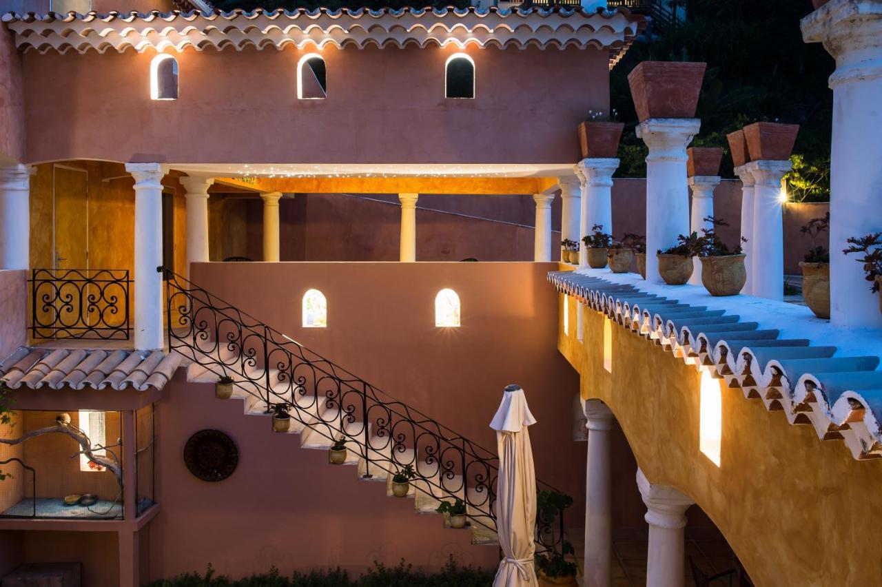 Villa Yrondi โบราโบรา ภายนอก รูปภาพ